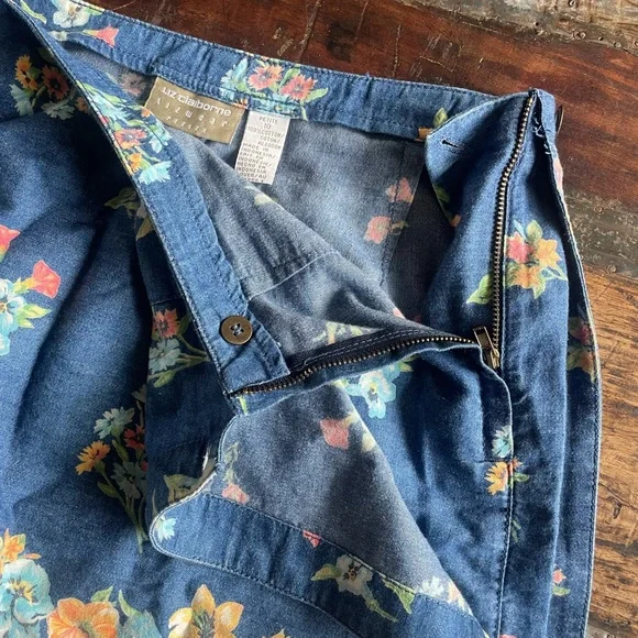 •VTG. Liz Claiborne•Jean Skort•Size 10 - Picture 3 of 6